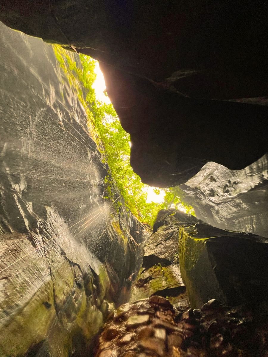 Santuário Ecológico de Pedra Caída